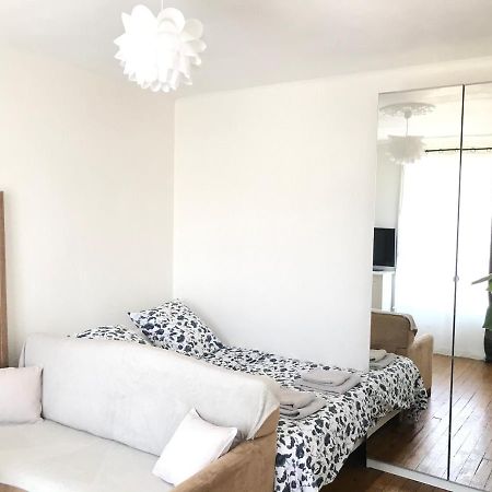 Cosy Studio Paris La Defense Apartment Пюто Екстериор снимка